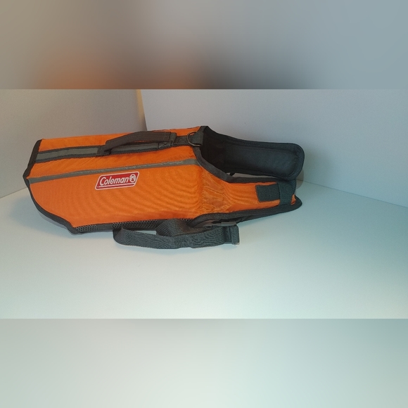 Coleman dog life jacket floatation device - Picture 3 of 5